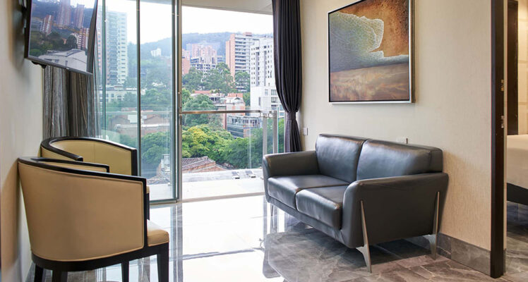 360° View Hotel Lobby Space