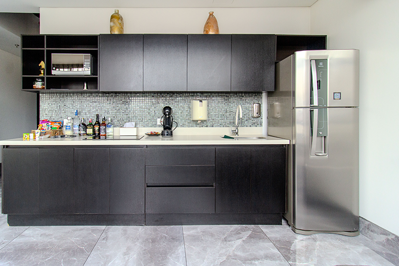 emperor-phenthouse-901-room-kitchen