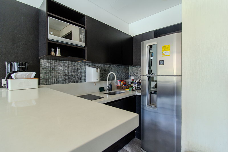 excelsior-suite-804-room-kitchen