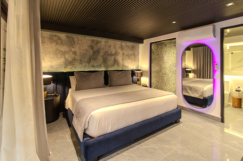 presidential-suite-room-bed-7