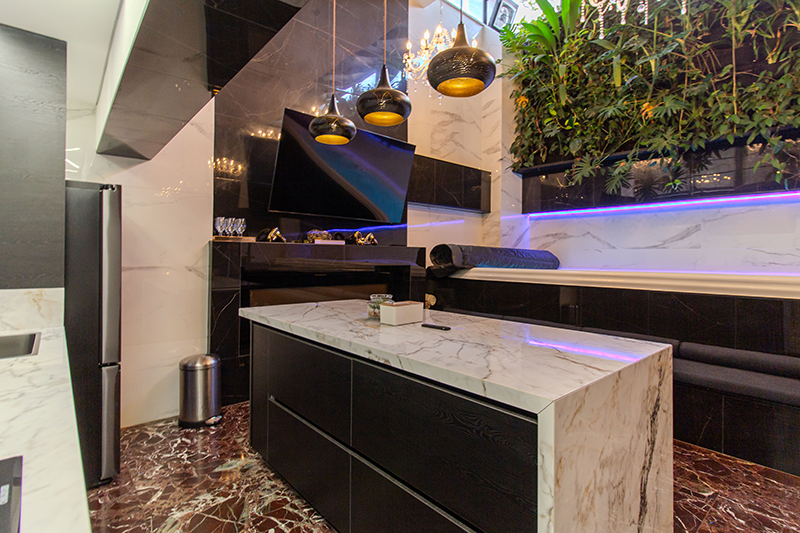 presidential-suite-room-kitchen-1