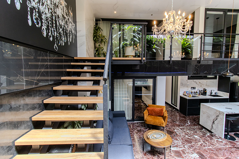 presidential-suite-room-kitchen-lounge-area-2