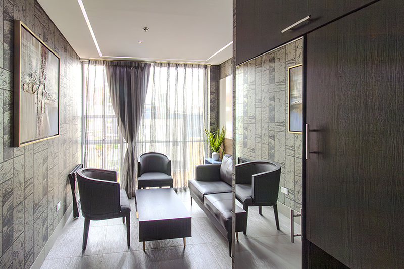 marquess-room-living-area-4